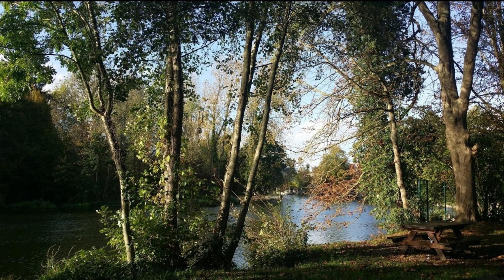 A La Vielle Halle Souppes-sur-Loing Exteriér fotografie