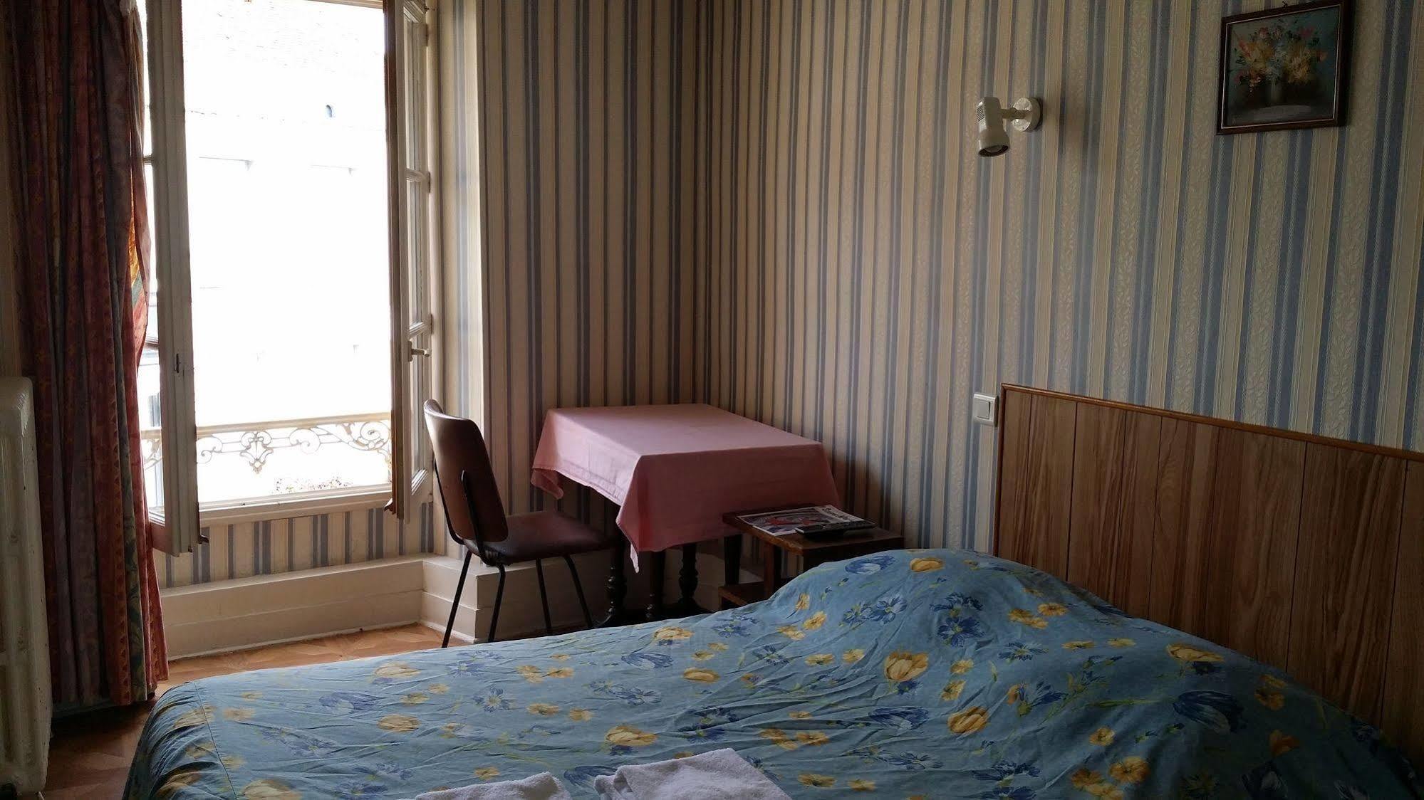 A La Vielle Halle Souppes-sur-Loing Exteriér fotografie
